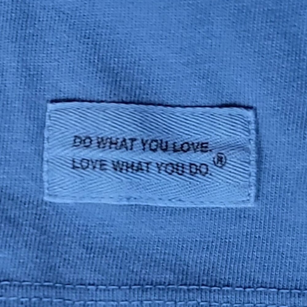 Life is Good Vintage Blue V-Neck Snowman Landscape Long Sleeve Crusher Tee - L - Picture 9 of 10